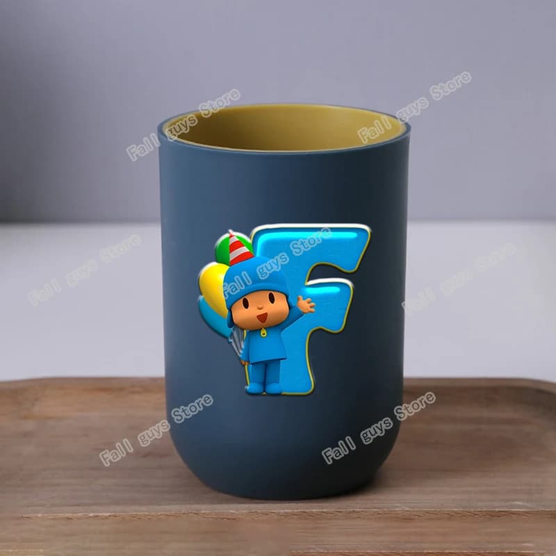 Portaspazzolino Portatile Serie Pocoyo, Tazza Multifunzione con Lettere A-Z, Bicchiere da Viaggio per Lavaggio Denti, Regalo di Compleanno