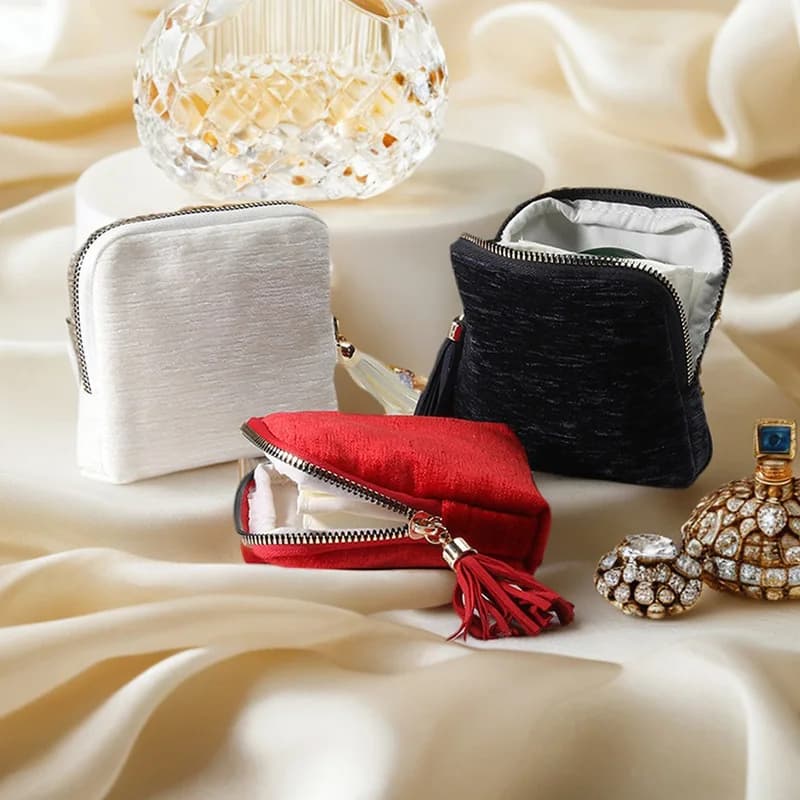 Mini borsa per gioielli da viaggio portatile Custodia per bracciale in cristallo Portafoglio per accessori moda portatile per articoli souvenir