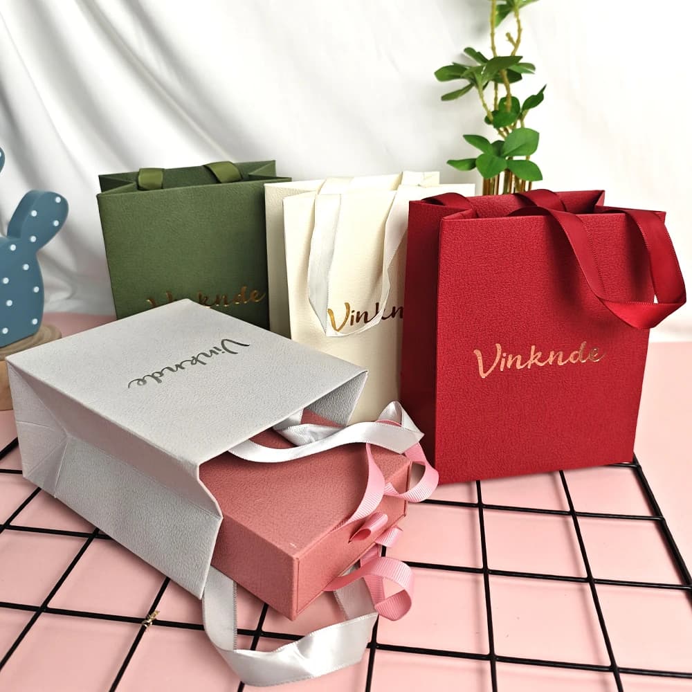 Paper Bags with Lithic Pattern with Custom Logo with Handles Travel Bag for Wedding Jewelry Lips Cosmetic Umbrella Candle