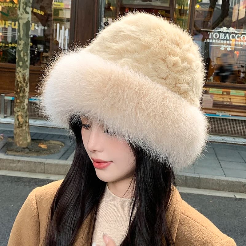 Cappello invernale da donna di lusso Vera pelliccia di coniglio Rex Cappelli bomber morbidi e caldi Berretti invernali da donna con berretto in vera pelliccia