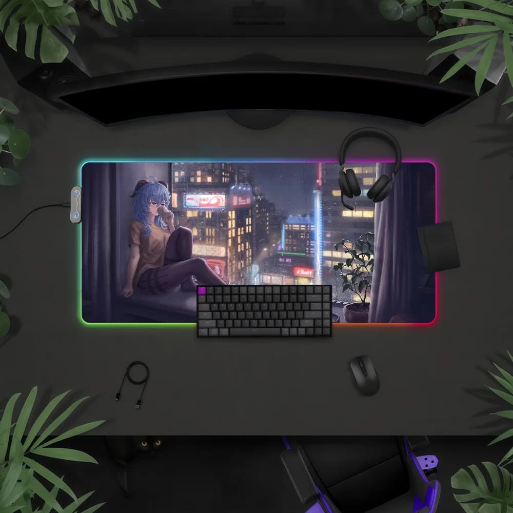 Tappetino per mouse da gioco Genshin Impact Ganyu con luce LED RGB, tastiera da gioco colorata, copertura antiscivolo, superficie impermeabile