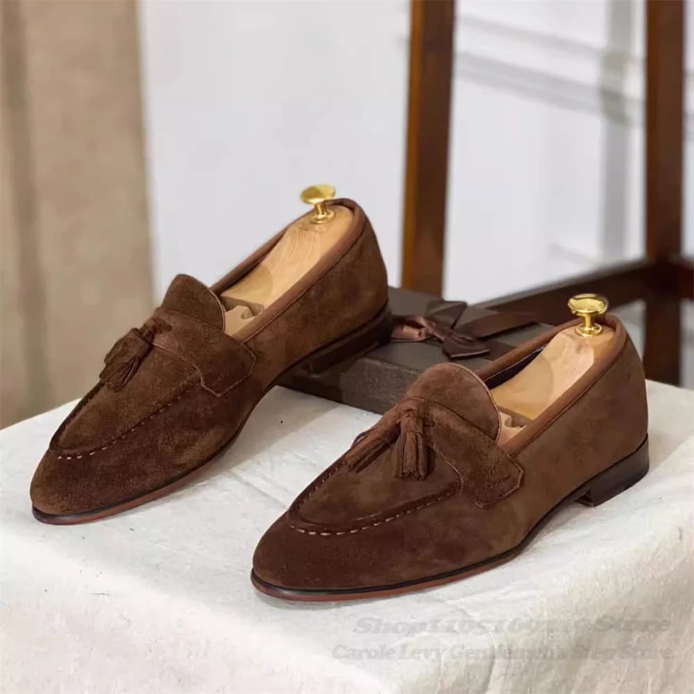 Scarpe in pelle marrone da uomo, stile casual britannico, con decorazioni a nappe, slip-on, mocassini estivi comodi, punta tonda, scarpe singole.