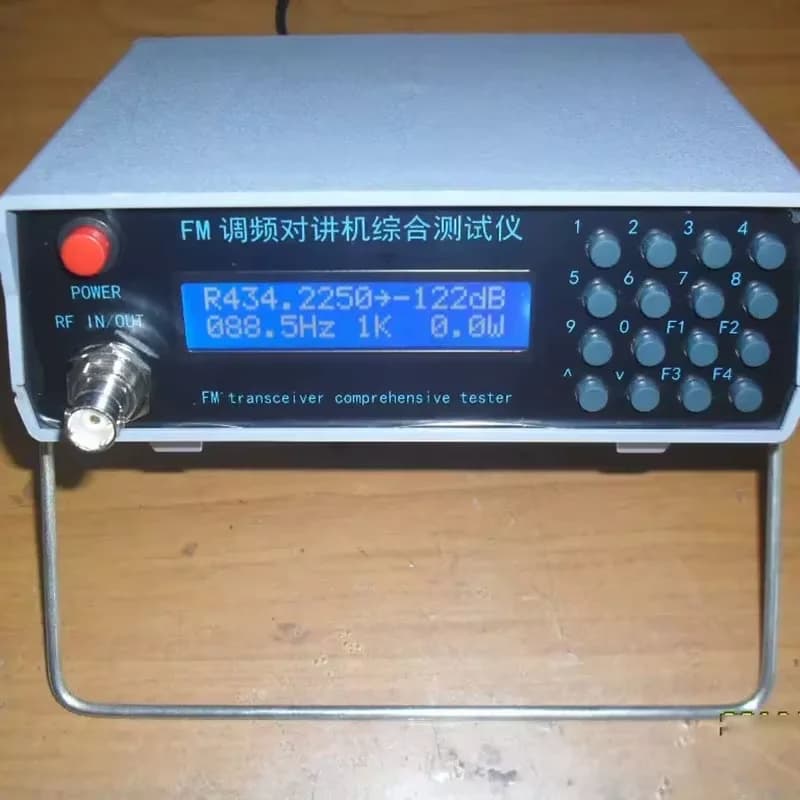 Tester radio integrato 10 MHz-900 MHz FM Test completo Tester ripetitore Tester walkie-talkie Generatore di segnale 1 MHz - 470 MHz