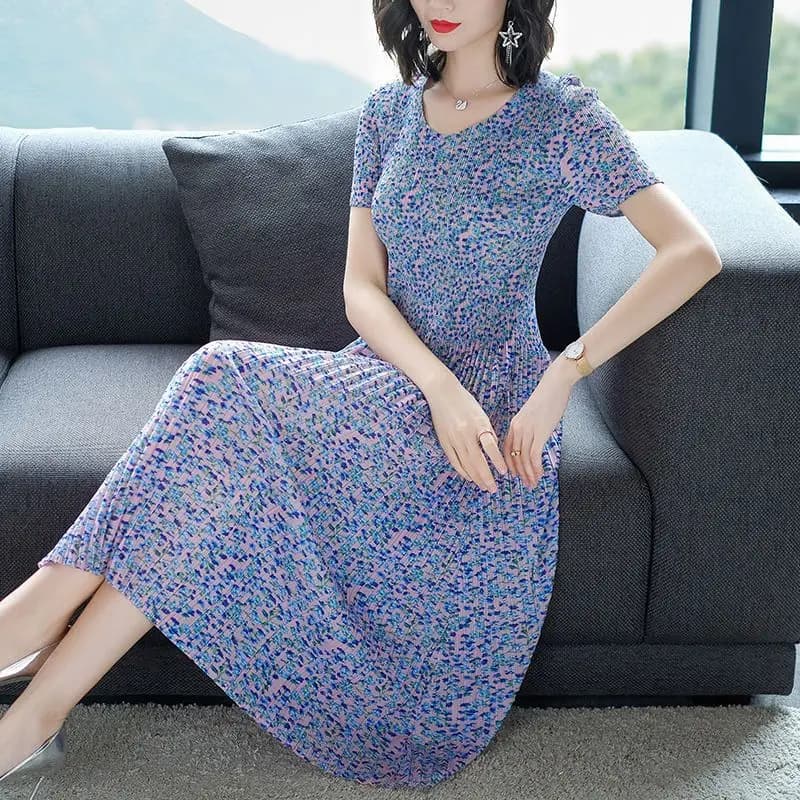 2026 summer new floral slim and thin big pendulum pleated dress temperament celebrity long skirt women