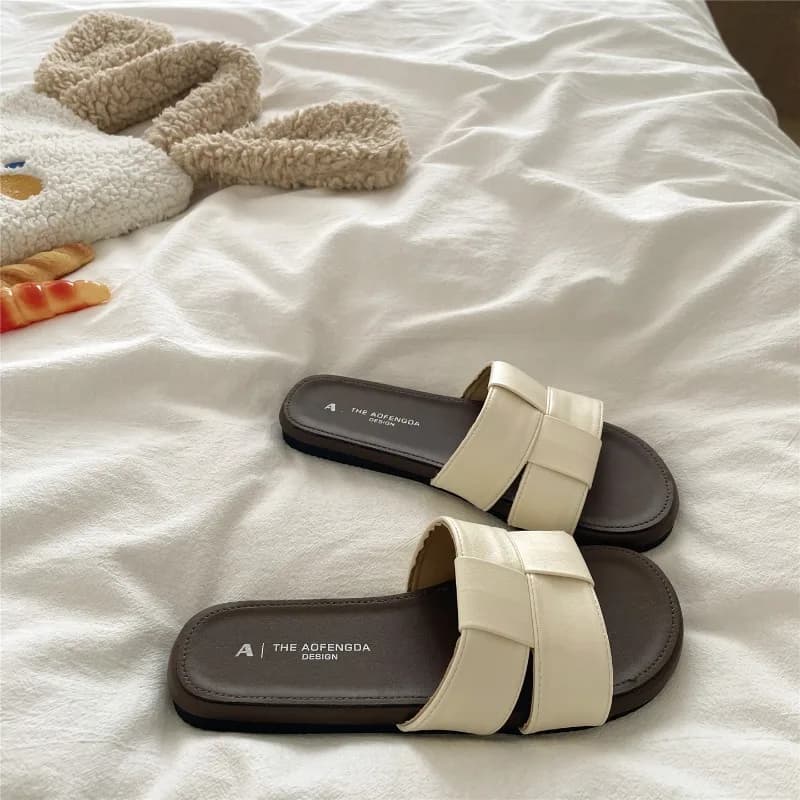 Women's Sandals Summer Fashion Luxury New Comfortable Breathable Non slip Slippers Outdoor Vacation Beach Sandals