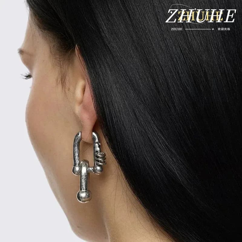 Alt Fashion Copper Alloy Ear Jewelry Accessories For Women Men Distressed Ball Safety Pin Hoop Earring Twisted Spiral Ear Cuff C