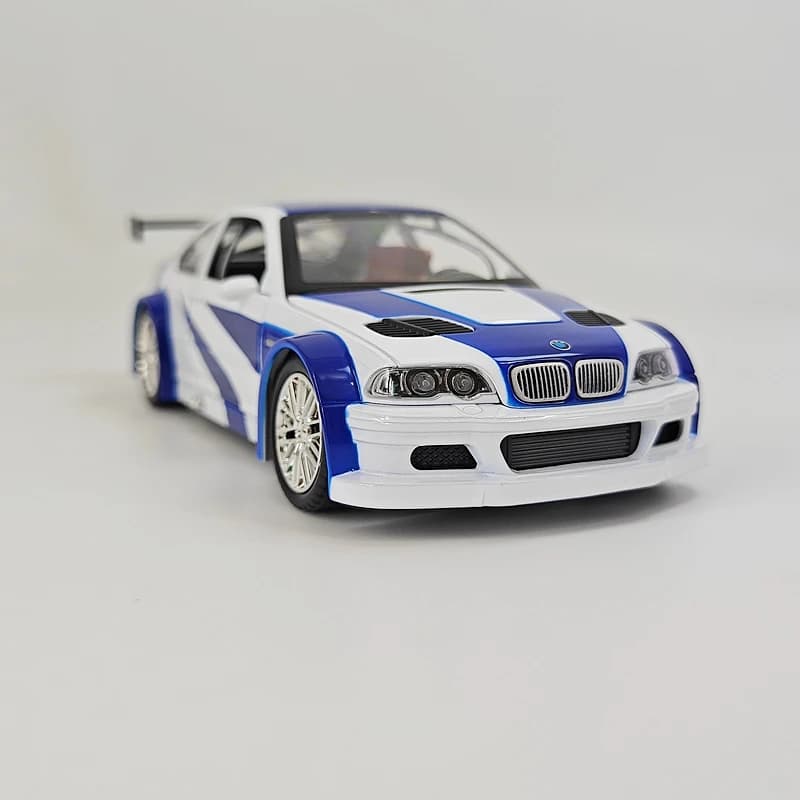 Modellino Auto BMW M3 GTR E46 in Scala 1:24, Decorazione da Collezione, Porte Apribili, Suono e Luci, Sterzo Funzionante, Regalo per Appassionati di Corse