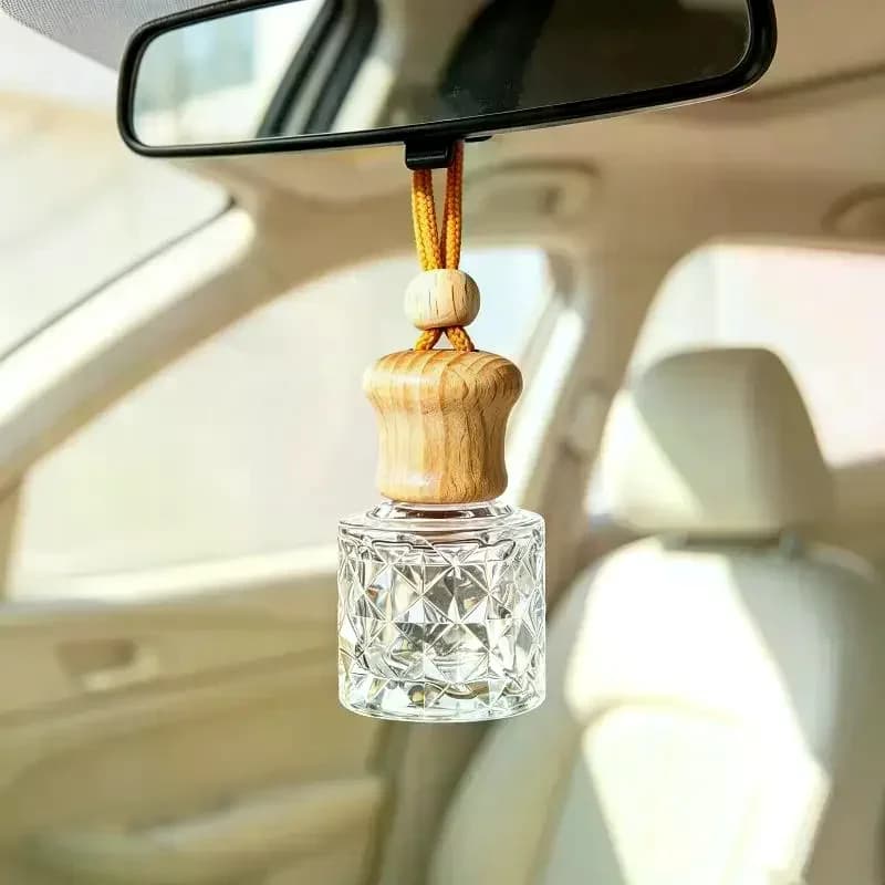 Car decoration perfume diffuser empty car suspension glass bottle new mini perfume pendant bottle wooden cover