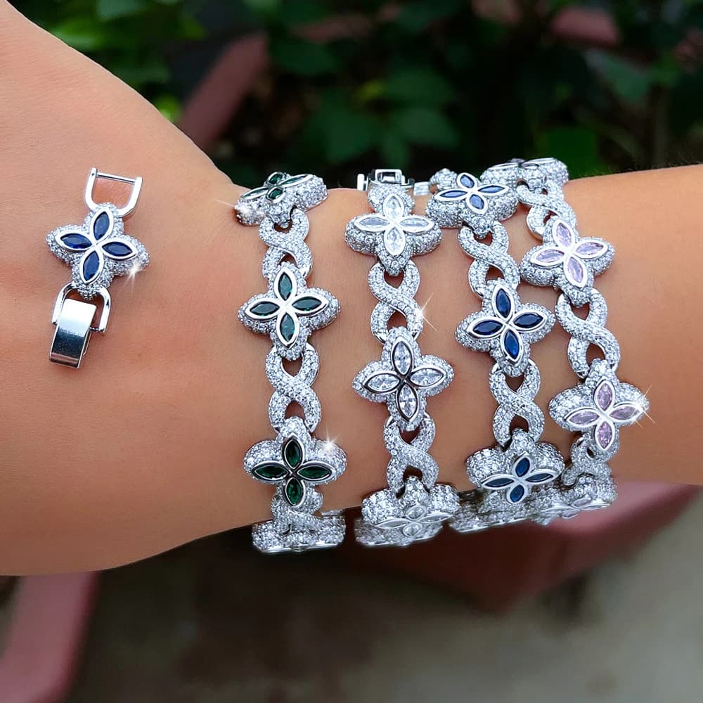 ThreeGraces Luxury Shiny Blue Zirconia Geometric Infinite Shape Bridal Wedding Lucky Leaf Link Chain Bracelet for Women Jewelry