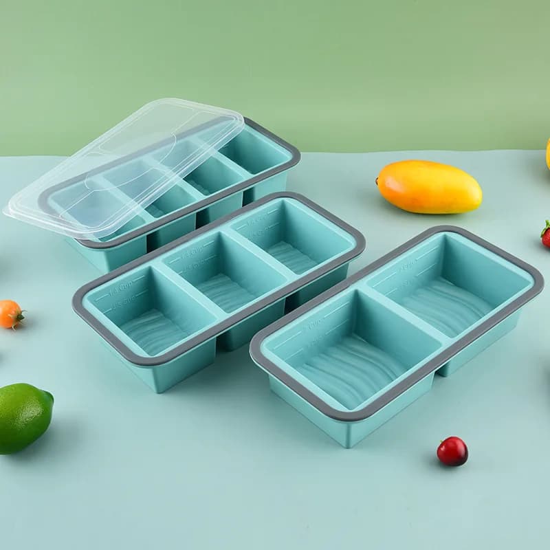 Vassoio per congelatore per alimenti in silicone da 1 pezzo con coperchio Cubi per zuppa - Zuppa, salsa, Eftovers, Preparazione dei pasti fatti in casa Congelamento Contenitori per la conservazione della cucina