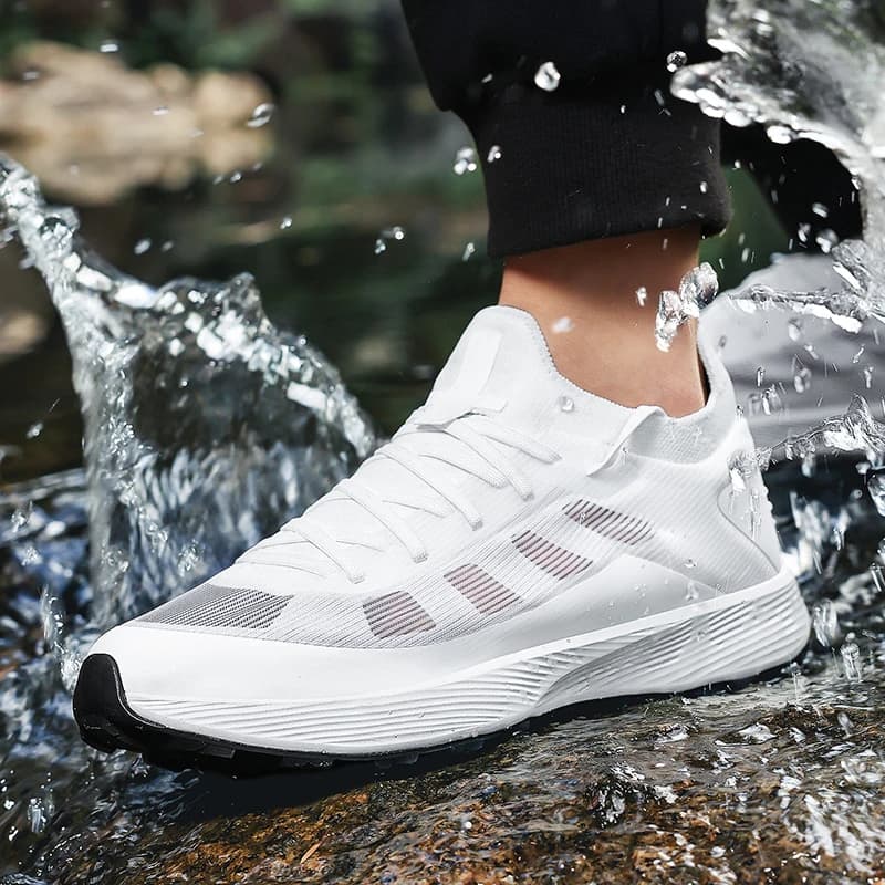 Nuove scarpe da trekking per uomo Sneakers da uomo da montagna Stivali da trekking da campeggio impermeabili Arrampicata Sport Sicurezza Uomo Trail Scarpe tattiche
