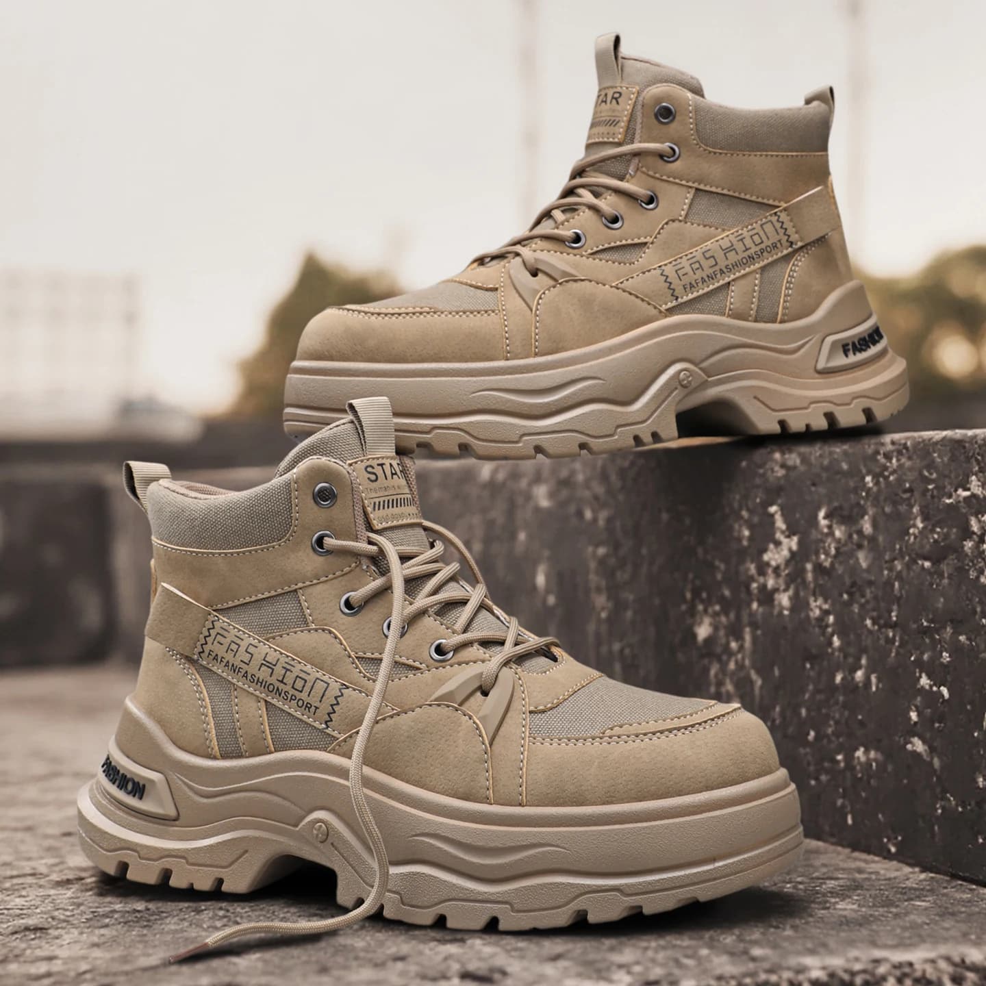 Nuovi Stivali Corti da Uomo 2026 con Suola Spessa, Scarpe Casual da Lavoro per Esterni, Antiscivolo e Resistenti all'Usura, Scarpe da Trekking Outdoor