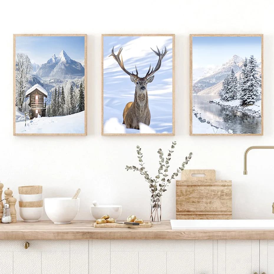 Snow Deer Mountain Lake Forest House Paesaggio invernale Wall Art Estetica Stampa su tela Pittura Poster per la decorazione domestica moderna