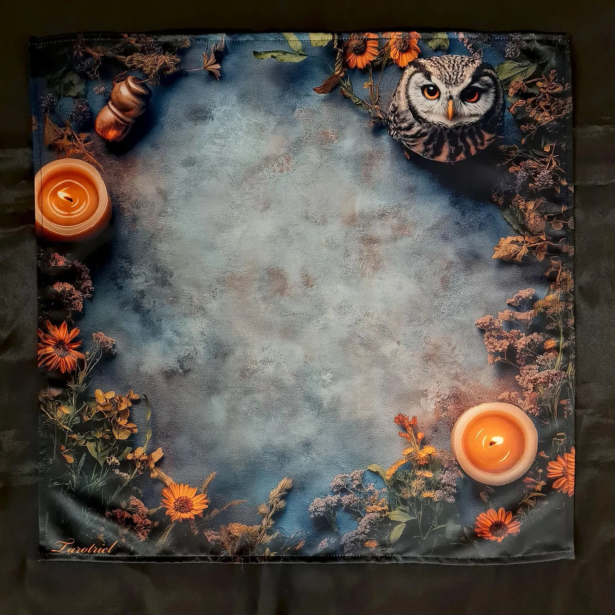 Tovaglia VIKAMA Retro Gufo, Tovaglia per Altare Strega Bosco Oscuro, Tovaglia per Divinazione Tarocchi con Fiori Misteriosi e Candele