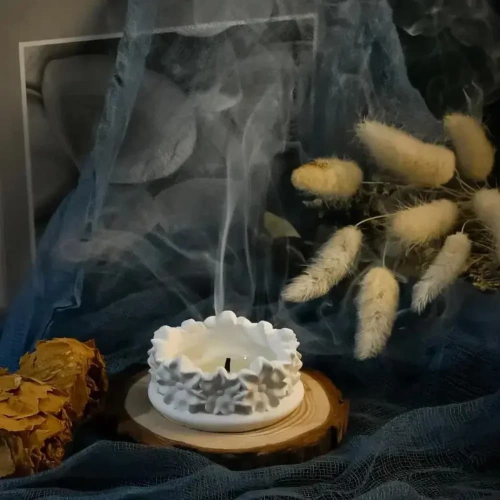 Elegant Flowers Silicone Mold for DIY Aromatherapy Candle Making Jar Candle Holder Jewelry Storage Box Concrete Candle Mold
