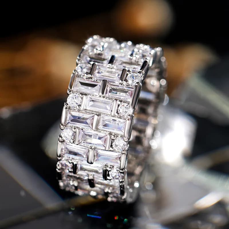 2024 Nuovo lusso principessa argento massiccio colore estetica eternità anello a fascia per le donne regalo di anniversario gioielli vendita all'ingrosso R6277