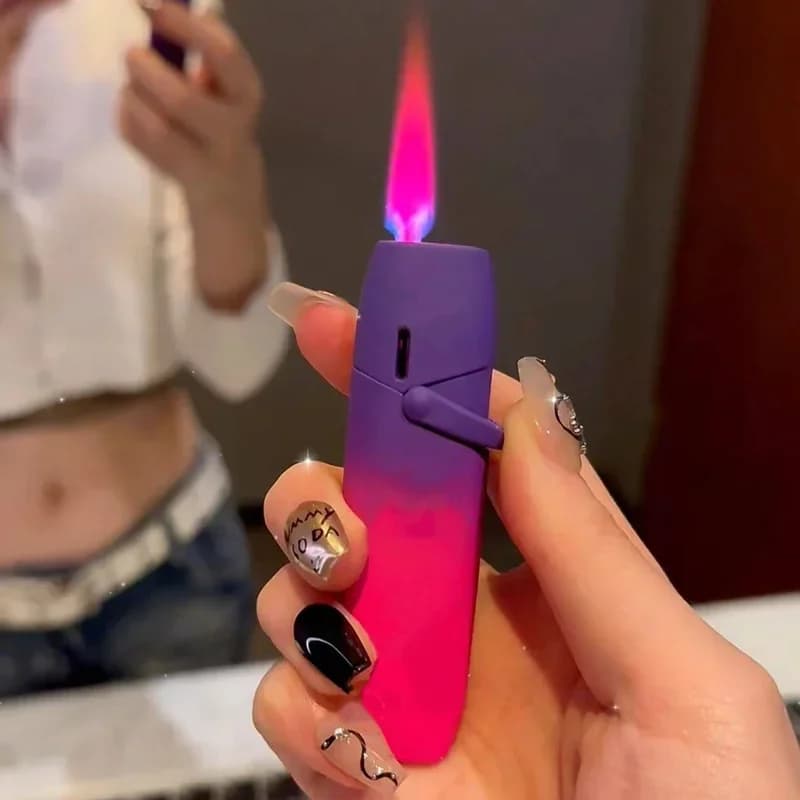 Accendino a bilanciere gonfiabile con gradiente di metallo Accendino da esterno a gas butano con fiamma rosa antivento Regalo di alta bellezza per uomini e donne