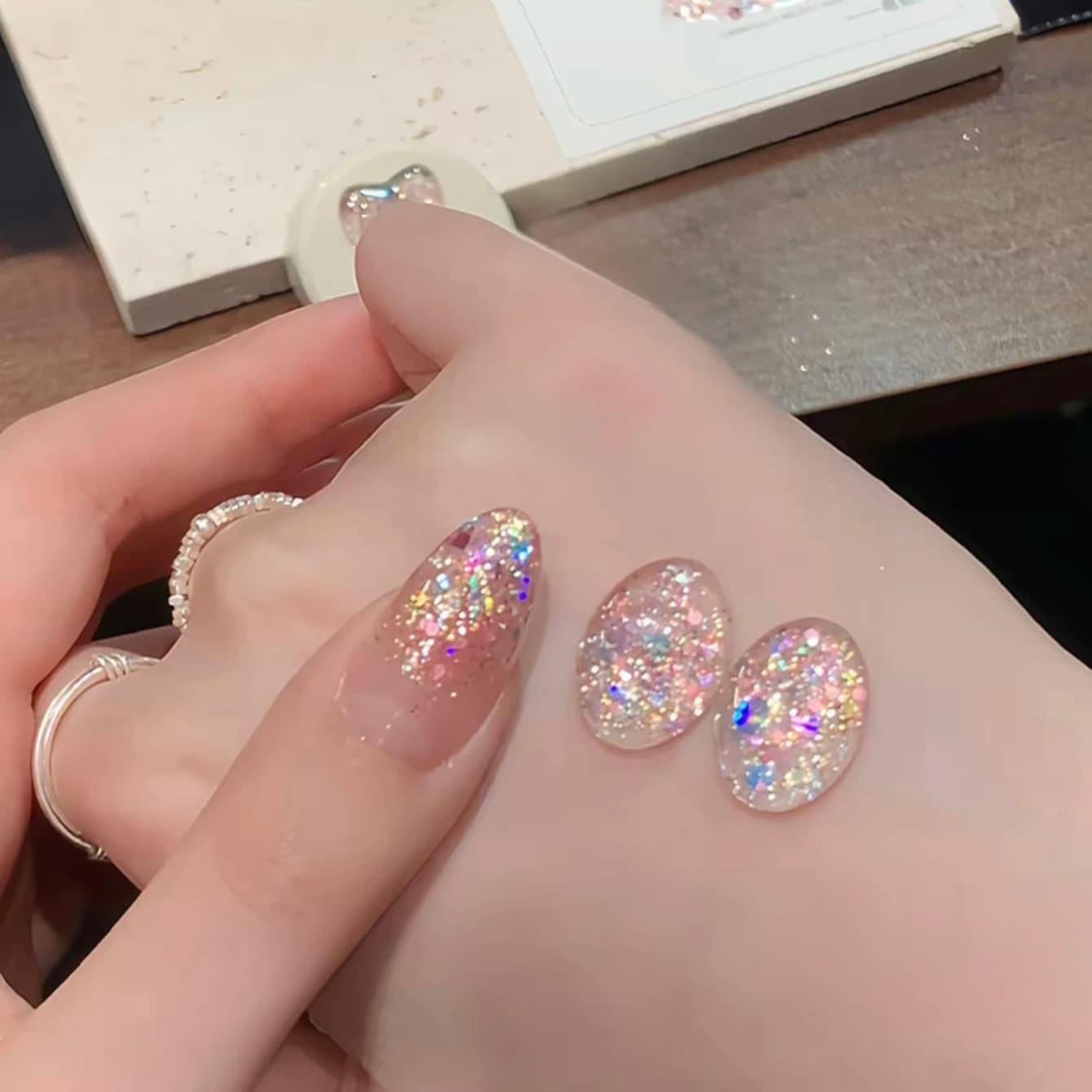 MIANEL 2026 New Dreamy Starburst Iridescent Glitter UV Nail Gel, Skin-Friendly All-match Shiny Sequins Nail Polish