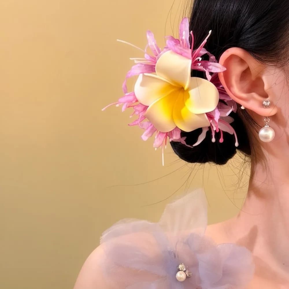 Fermagli per capelli floreali freschi e dolci, fermagli a becco d'anatra con fiori artificiali, accessori fotografici per vacanze, fermaglio a becco d'anatra con frangipani, fermaglio laterale versatile
