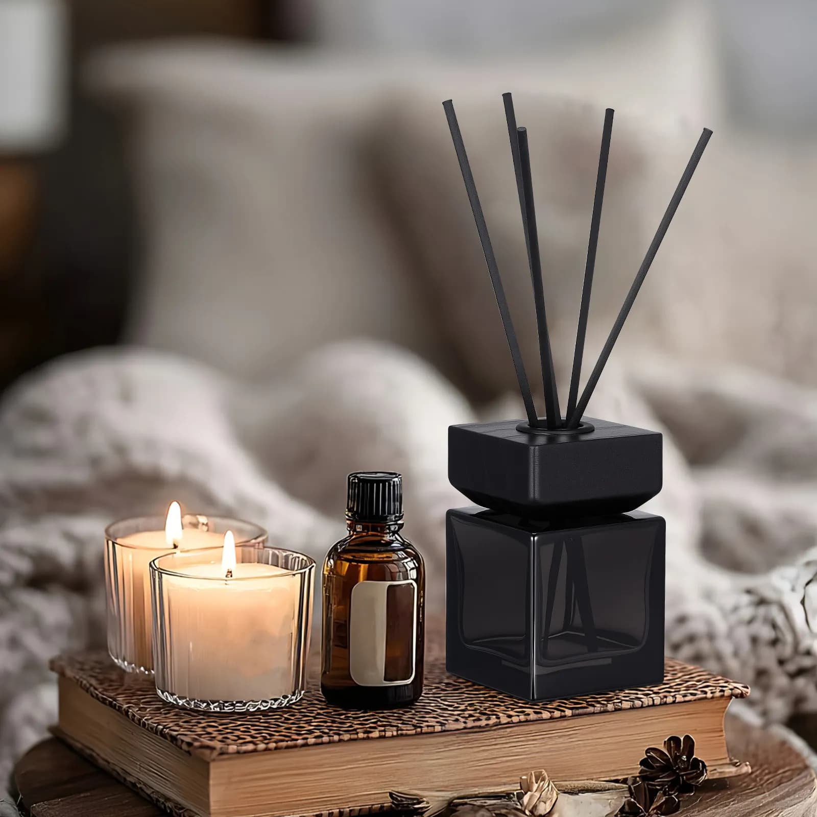 Set di 1 Diffusore in Rattan con Bottiglia per Aromi, Coperchio in Legno, Bottiglia per Aromaterapia Senza Fiamma, Elegante Contenitore in Vetro per Aromaterapia