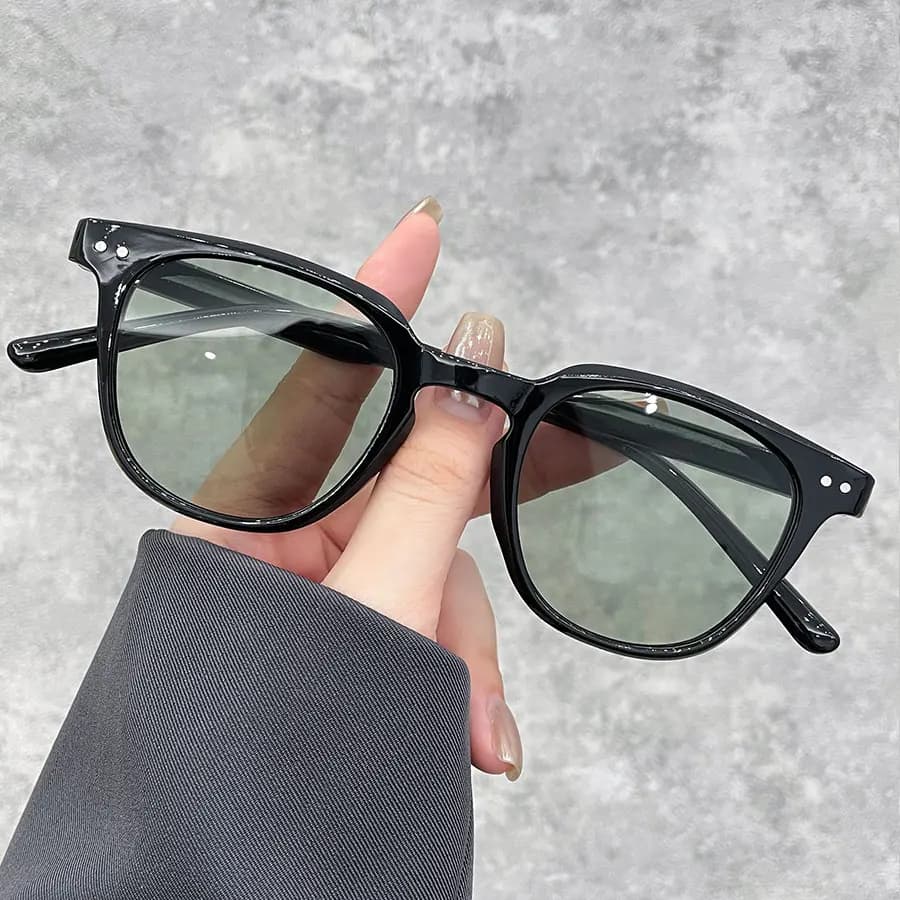 Gradient Blush Pink Lens Sunglasses Small Round Classic Design Casual Travel Fashionable Unisex Eyewear Vacation Sun Glasses