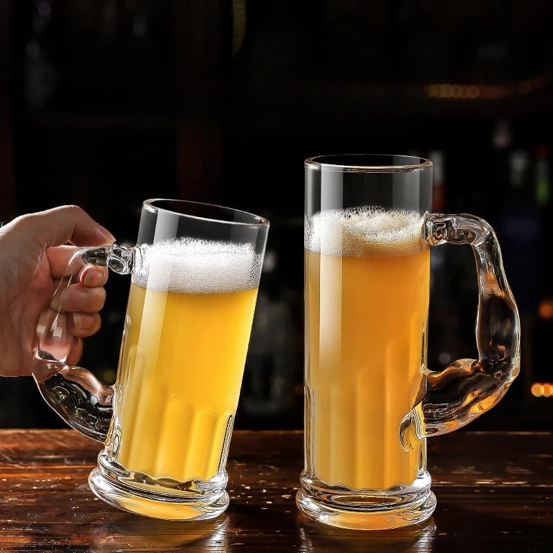 Tazza da birra moderna semplice in vetro spesso con manico Tazza muscolare creativa per bere