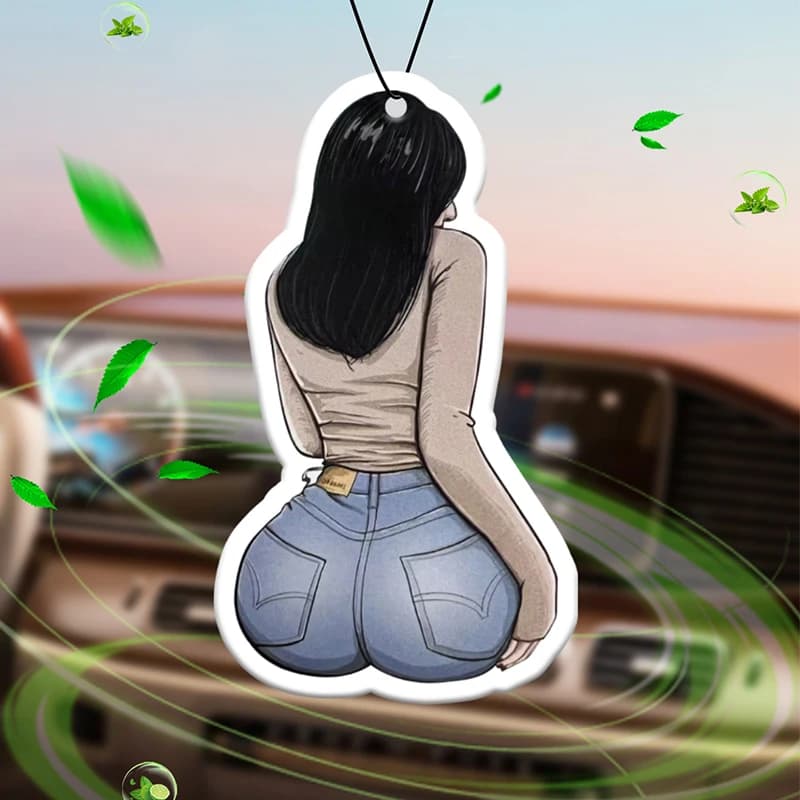 Profumatore per Auto Mysterious Girl Intercontinental Hotel (Fragranza per Hotel) | Supporto per Specchietto Retrovisore e Clip per Bocchetta dell'Aria a Doppio Uso | Compresse per Aromaterapia in Materiale Naturale | Fragranza a Lunga Durata per 90 Giorni | Senza alcol | Non teme l'esposizione diretta al sole | Progettato specificamente per la rimozione degli odori in auto, armadi e bagni. | Grafica Animata per Cartoni Animati | Unisex | Fragranza di Lusso | La Stessa Fragranza Oceanica Utilizzata nei Hotel a Cinque Stelle