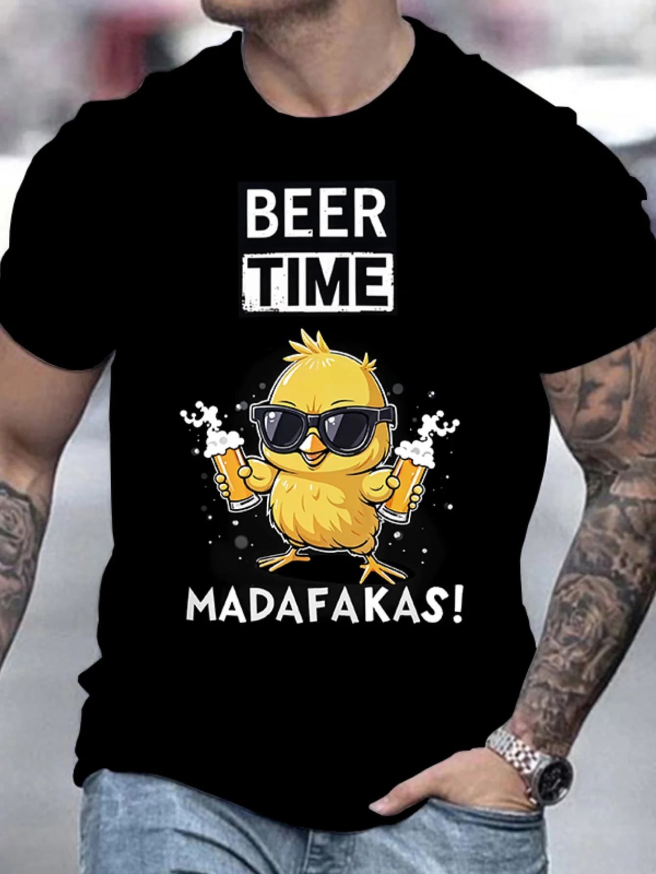 Summer T-shirt casual round neck short sleeves funny man with beer and chicken pattern, suitable for barbecue and daily clothing, black