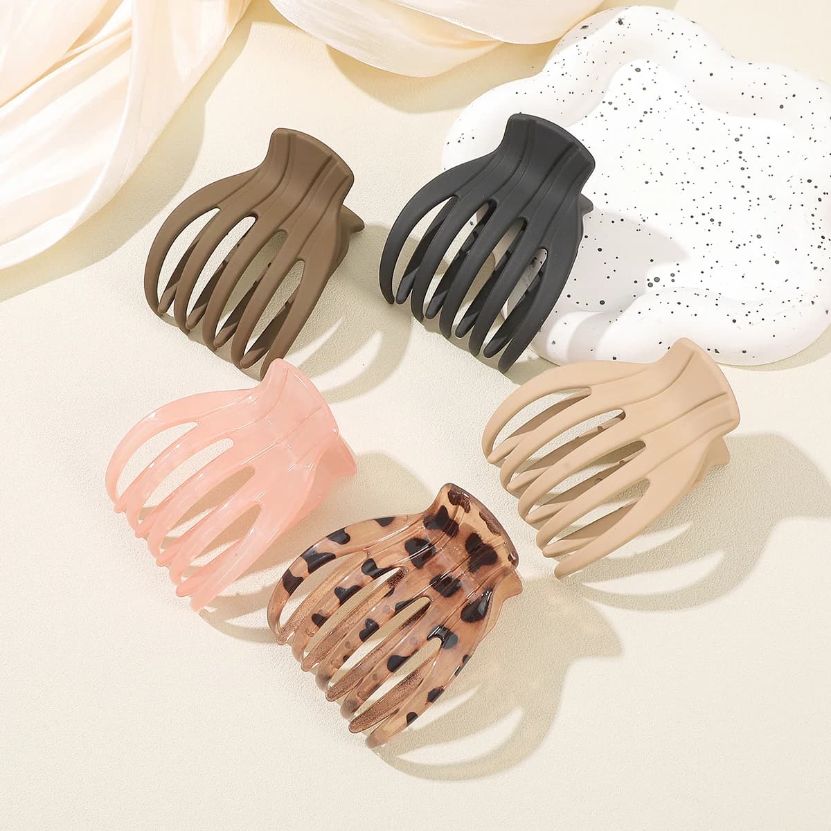 Frosted Amber Leopard Shell Clip Hair Claws Acrylic Hair Clips Crab For Girl Gift Hair Accessories Valentine Headwear