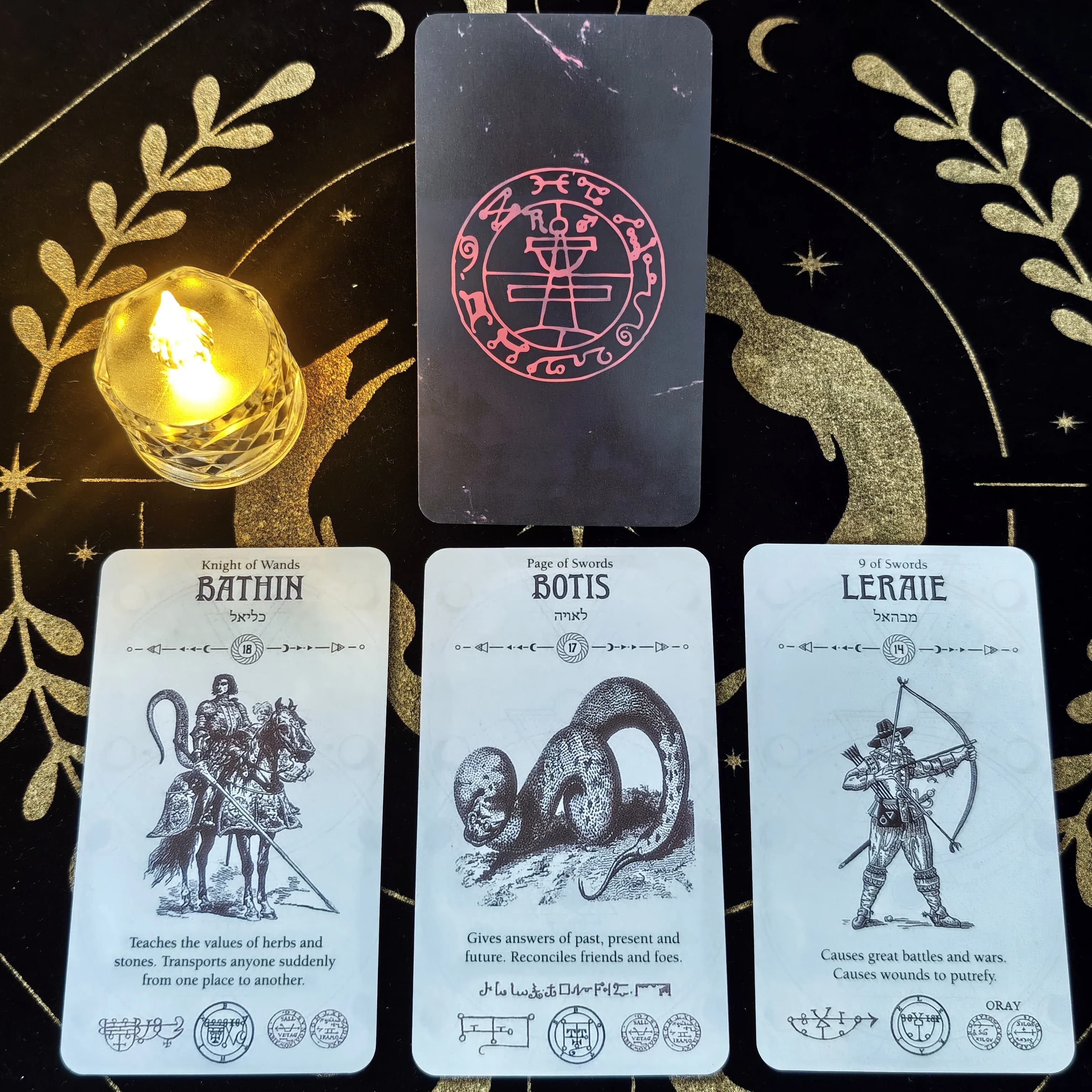 NUOVE carte dei tarocchi occulto Set A 78 mazzi di carte Oracle Family Party Carte da gioco Board Solomonic Ancient Magickal Grimoires