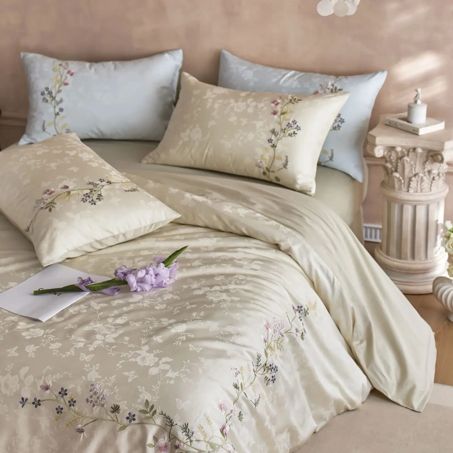 1000TC Cotone egiziano Farfalla Fiori Jacquard Ricamo floreale Set biancheria da letto Copripiumino Lenzuolo piatto/con angoli Federe