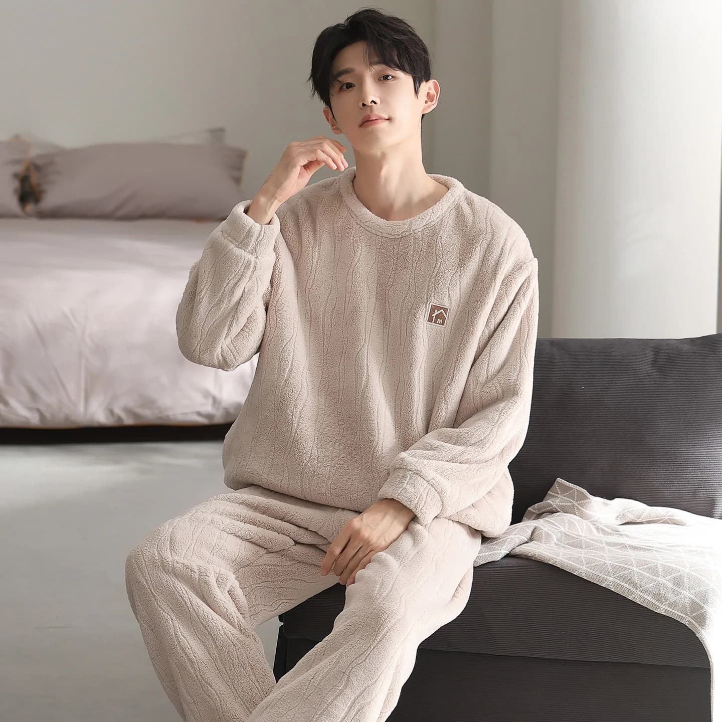 Sleepwear Winter Spring Pajamas for Men Thick Long-Sleeved Men's Winter Pajamas Round Collar Solid Color Large Size Homewear Set