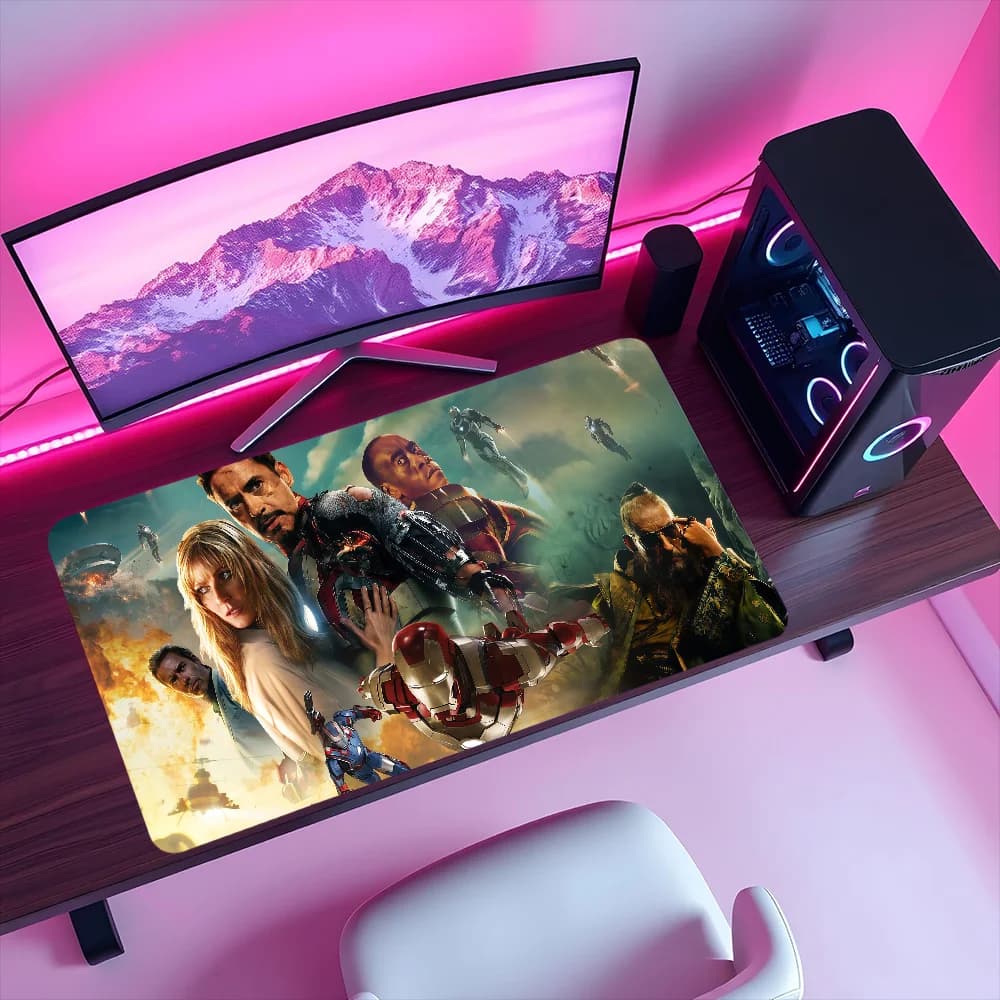 Tappetino per mouse di grandi dimensioni con bordi rinforzati, antiscivolo, per computer desktop, tastiera, ufficio, studenti, con design ispirato a Iron Man.