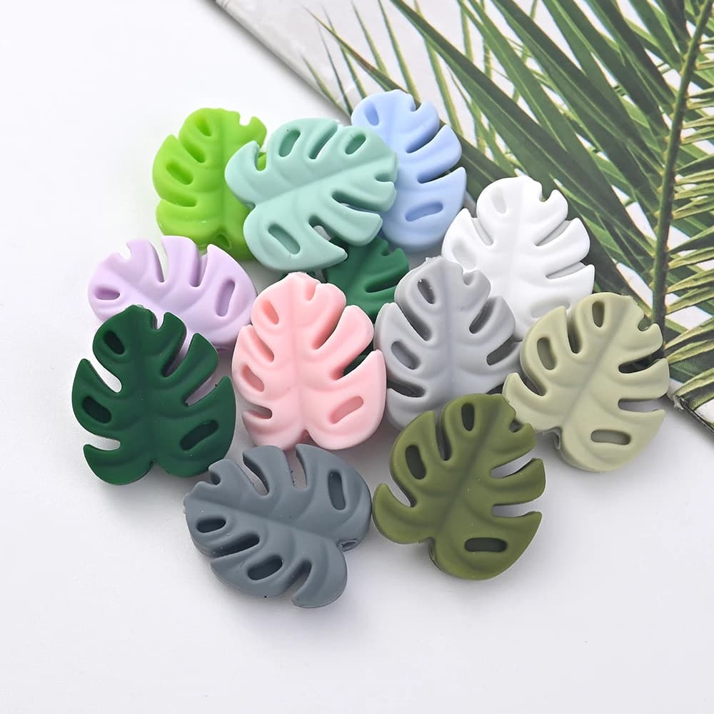 10Pcs Cartoon Leaf Silicone Beads Baby massaggiagengive Toy Infant ciuccio Chain massaggiagengive masticabile per accessori fatti a mano fai da te