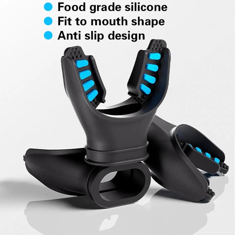 eNiceeA two-tone silicone snorkeling accessory for scuba diving, with cord for regulator