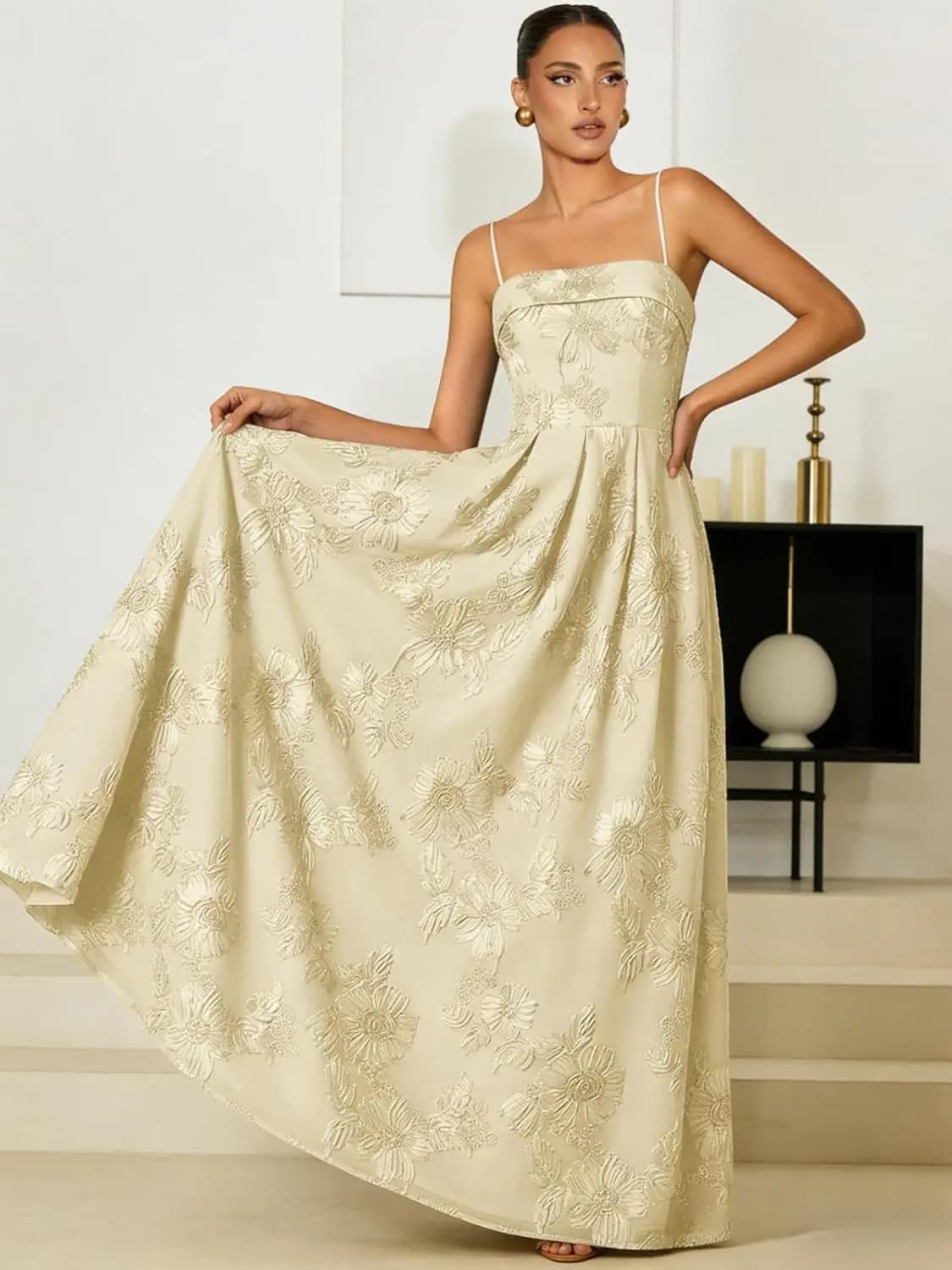Abito da sera di lusso da donna con spalline sottili, abito da ballo floreale a trapezio senza spalline, abito lungo ricamato elegante per serate formali