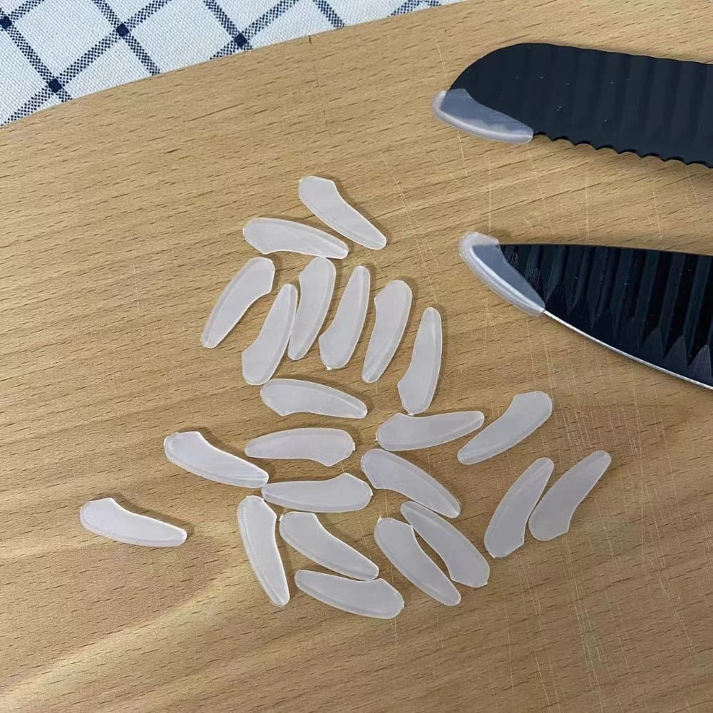 Coperture per punte di coltelli in plastica da 50/100 pezzi, guaine protettive riutilizzabili per le lame, protezioni antigraffio per le bordi dei coltelli, pratiche protezioni per la cucina