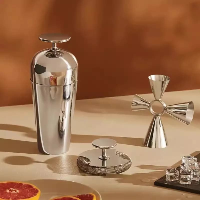 Vasi per vino in acciaio inossidabile Stile minimalista europeo Shaker per cocktail Bancone bar Shaker per uso domestico Tazze Bar da cucina Vessel per vino