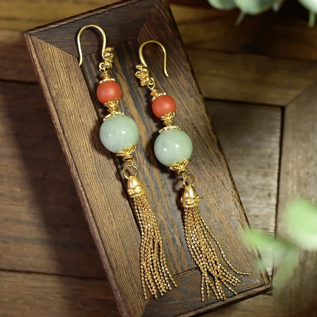 Orecchini con perline di giada di grado A, agata Nanhong S925 con frange placcate in oro in argento pieno, regalo di gioielli con pietre preziose in stile cinese