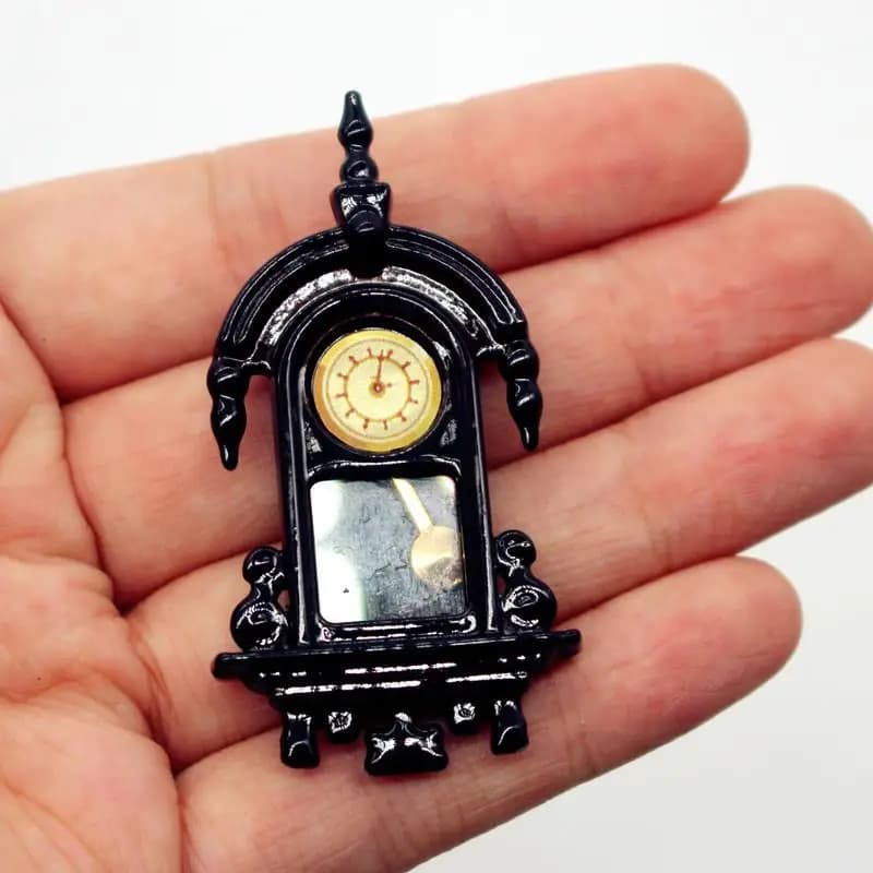 Orologio da Parete Vintage per Casa delle Bambole con Quadrante e Lancette Mobili, Modellino in Miniatura, Accessori per Soggiorno, Giocattoli per Bambini