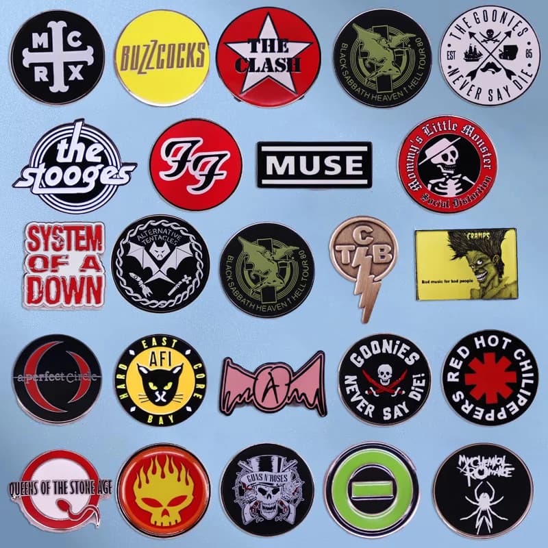 Pop Rock Band Spilla smaltata Album musicale Testi di canzoni Punk Badge Band Spilla Spilla Accessori di abbigliamento Commercio all'ingrosso