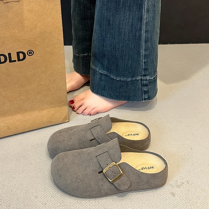 Women's Soft Bottom Slippers Spring 2026 New Loose Fit Outdoor Wearable Slip-On Anti-Slip PU Insole Shoes