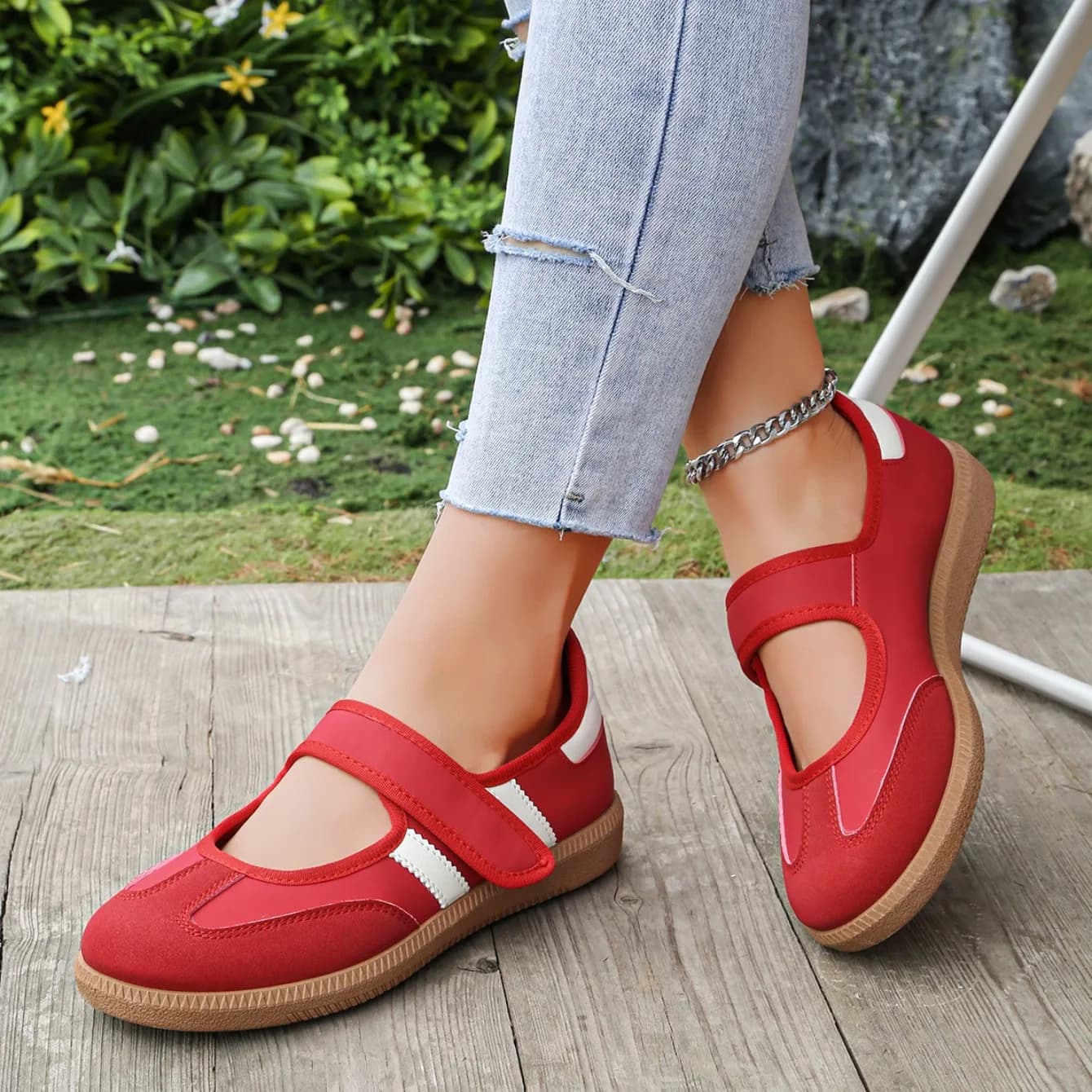 Spring Autumn Loafers Women Sneakers New Fashion Solid Shallow Designer Shoes Soft Soled Comfort Casual Female Sports Shoes 2026