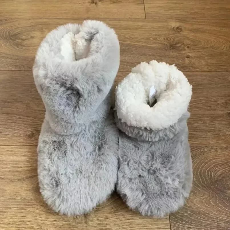 Women winter slippers home fur blurry man warm plush inner flat female soft house floor wool fleece shoes hairy boots