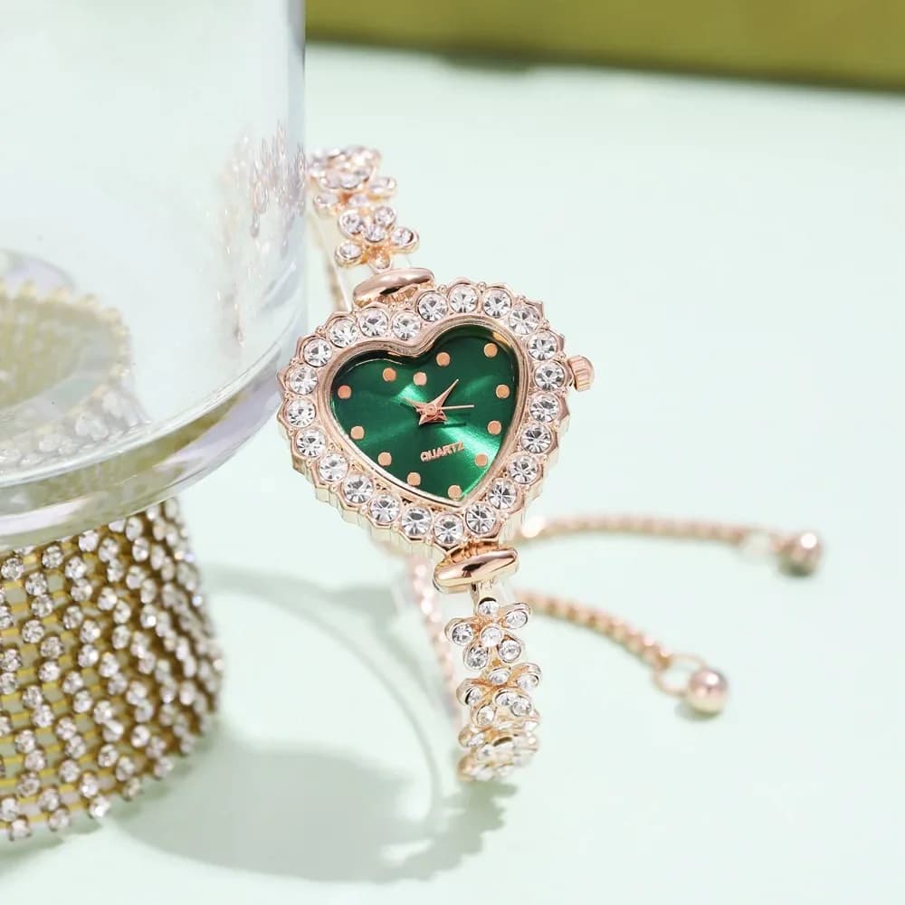 Women's Bracelet With Rhinestone Heart Shaped Watches Quartz Wrist Watch With Small Dial Ladies' Watch Steel Montre Female Wholesale
