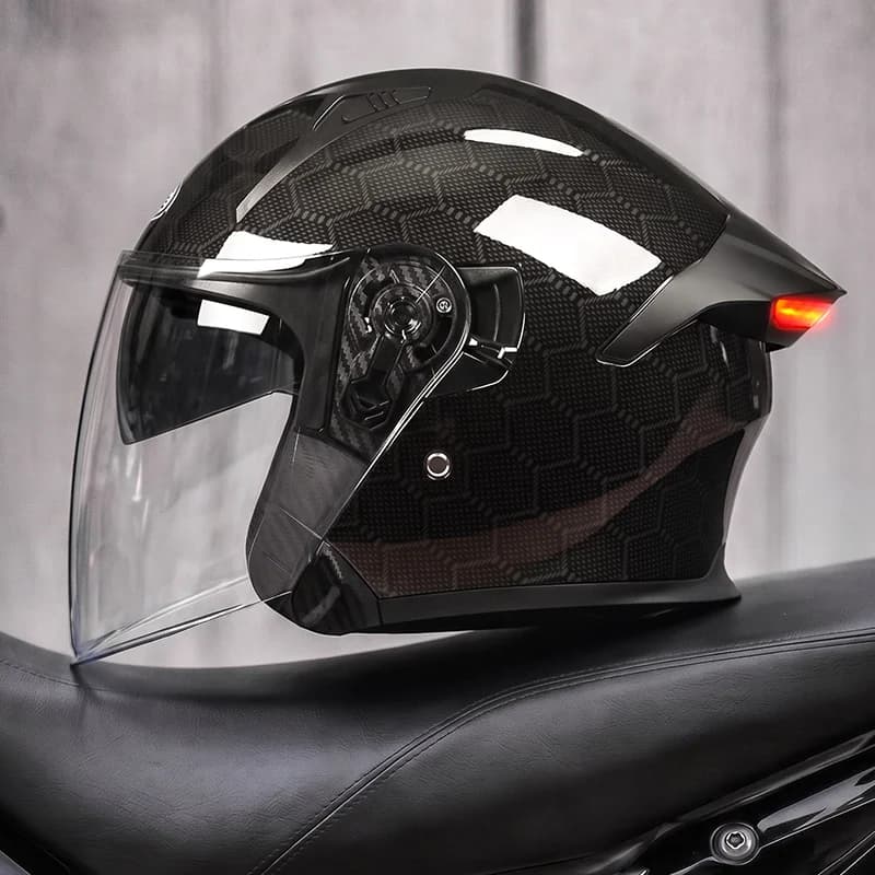 Factory Best Seller LED Intelligent Taillights Motorcycle Helmet Dual Visors Open Face Helmet Riding Comfortable Lining Helmet