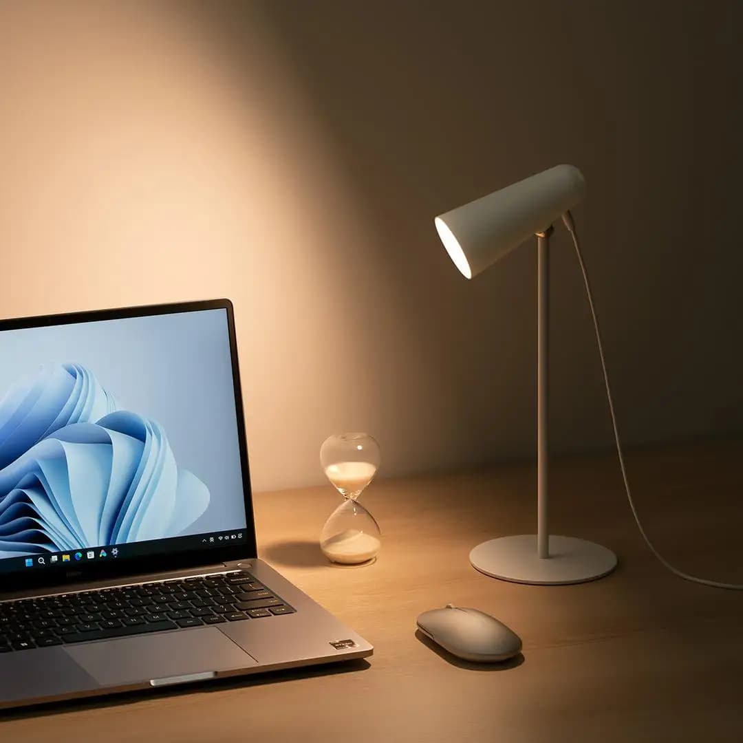 Lampada da scrivania a LED Xiaomi multifunzionale, ricaricabile tramite Type-C, lampada da lettura con clip, 3 in 1, portatile, da comodino, luce notturna, NUOVA