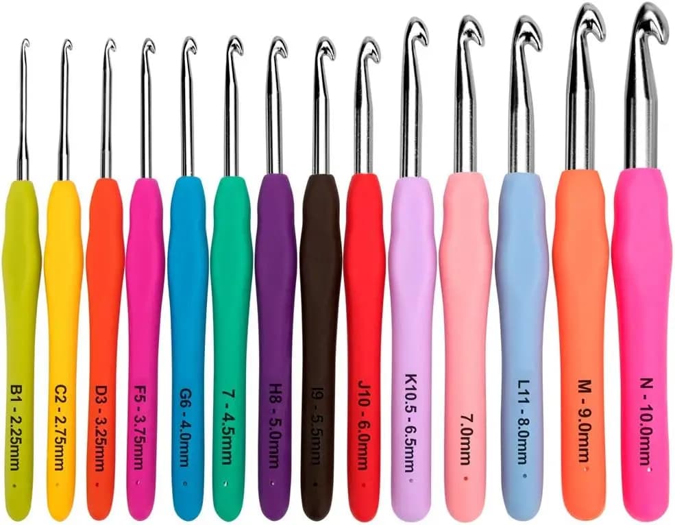 Set di Uncinetti da 14 Pezzi con Impugnature Ergonomiche Morbide per Mani Artritiche, Kit di Ferri da Maglia Lisci con Borsa