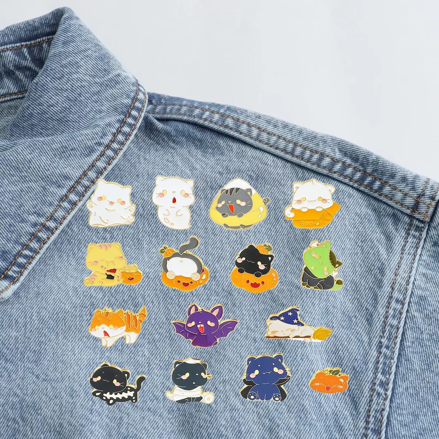 1 Set Cute Cartoon Cat Series Brooch Personalized and Funny Halloween Creative Ghost Pumpkin Kitten Bag Accessories Toys Anime