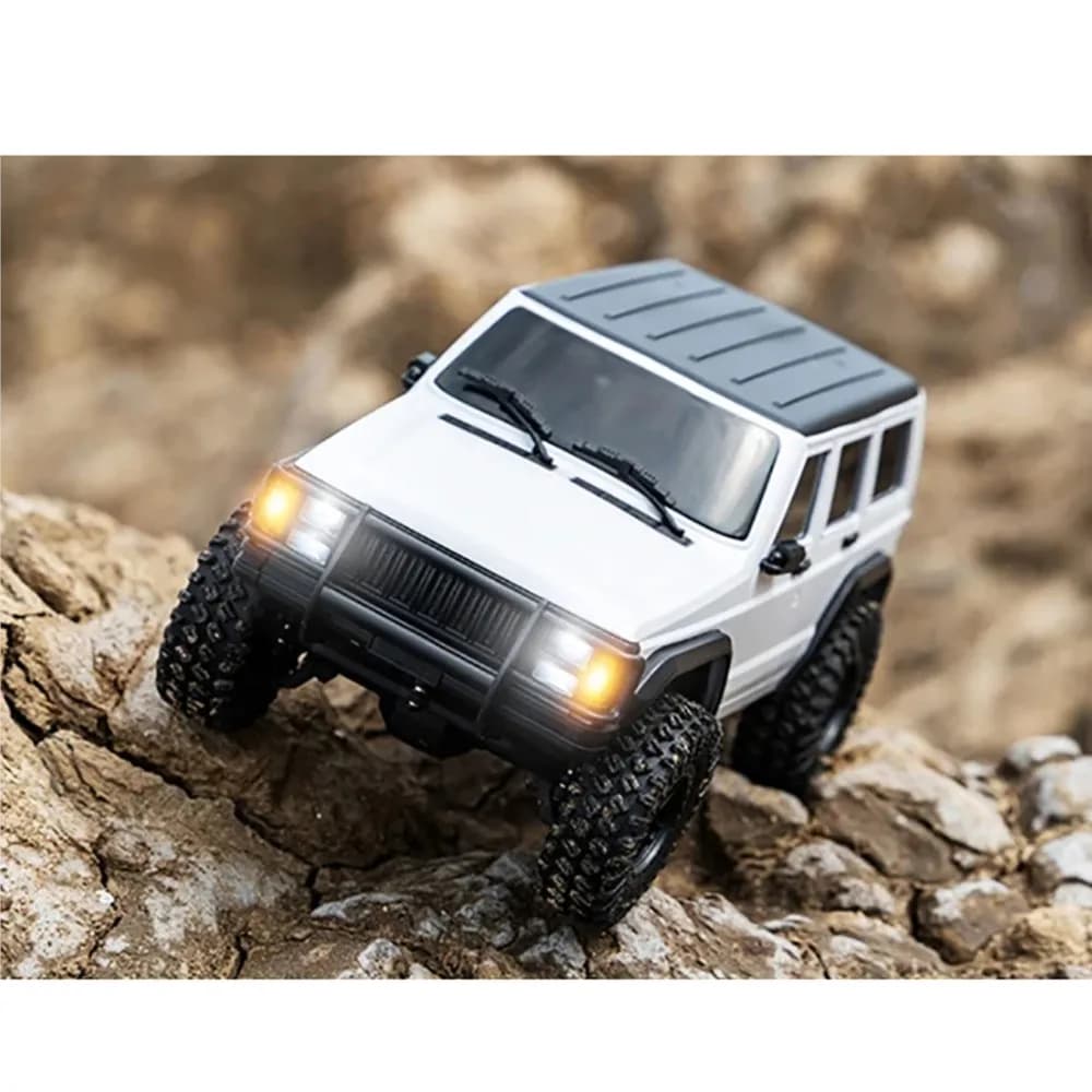 1/18 2.4G ABS 4WD Radio Controlled Rock Crawler Cars 8562 RC Off Road Vehicles 3Speed 370 Motor ESC Light Finished Model Boy Toy